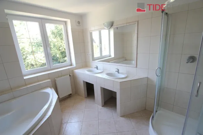 Pronájem vily, Jesenice, V Zátiší, 290 m2