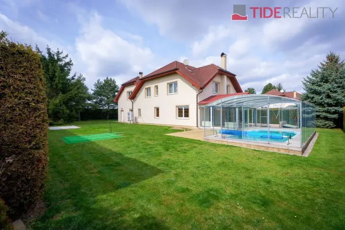 Pronájem vily, Jesenice, V Zátiší, 290 m2