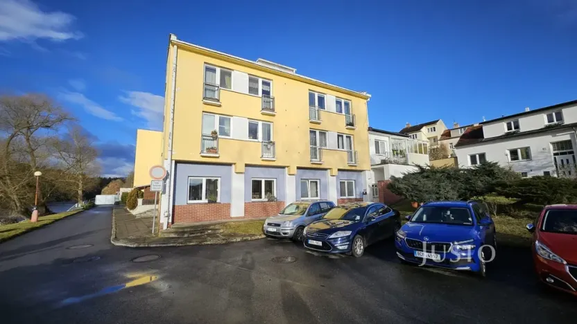 Prodej bytu 2+kk, Písek, Zátavské nábř., 46 m2