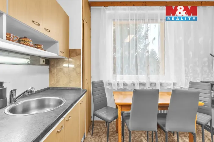 Prodej bytu 3+1, Cerekvice nad Bystřicí, 67 m2