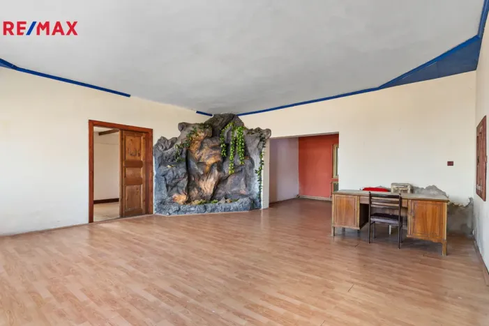 Prodej ubytování, Chuchelna - Komárov, 428 m2