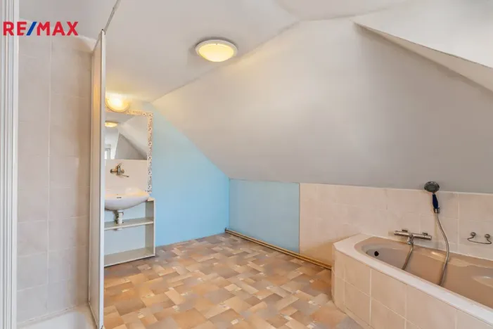 Prodej ubytování, Chuchelna - Komárov, 428 m2