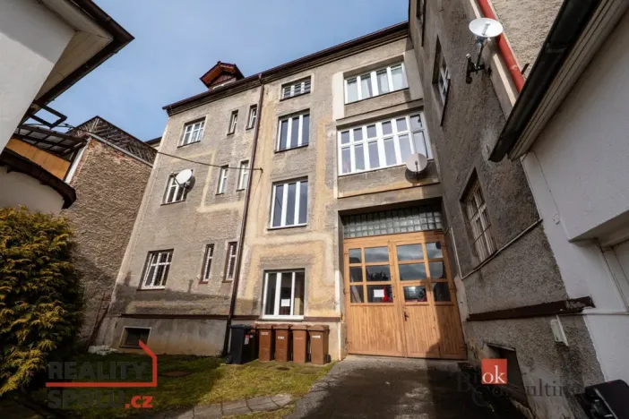 Prodej činžovního domu, Domažlice - Hořejší Předměstí, Msgre. B. Staška, 1012 m2