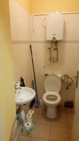 Pronájem obchodního prostoru, Kladno, Komenského, 26 m2