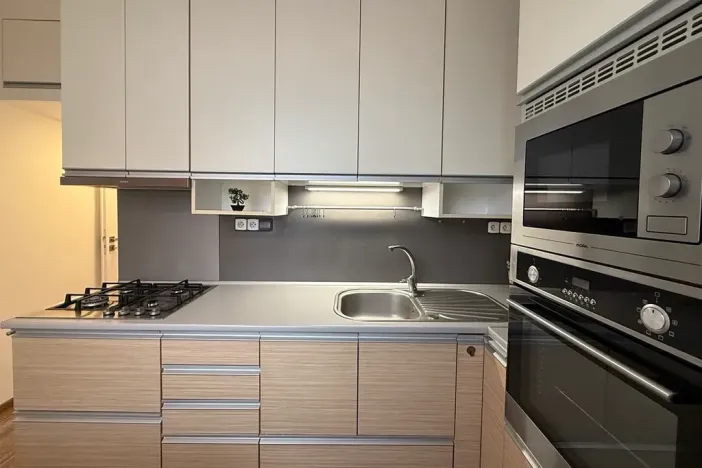 Prodej bytu 2+1, Jičín, Na jihu, 52 m2