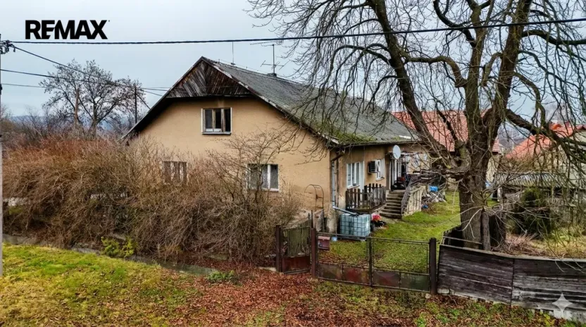 Prodej rodinného domu, Lešany, 192 m2