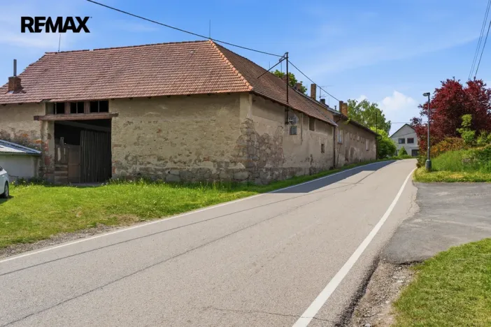 Prodej rodinného domu, Lešany, 194 m2