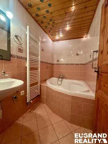 Pronájem bytu 2+1, Rumburk - Rumburk 1, Náměstí Dobrovského, 56 m2