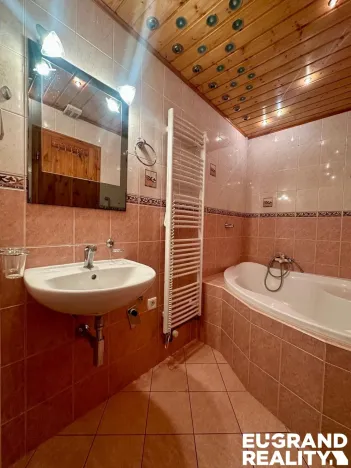 Pronájem bytu 2+1, Rumburk - Rumburk 1, Náměstí Dobrovského, 56 m2