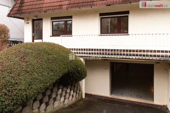 Pronájem rodinného domu, Praha - Nebušice, V březinkách, 365 m2