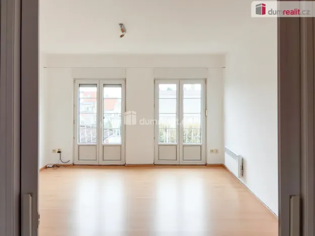 Pronájem rodinného domu, Praha - Nebušice, V březinkách, 365 m2