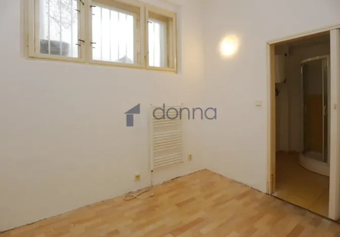 Pronájem kanceláře, Praha, Korunní, 83 m2