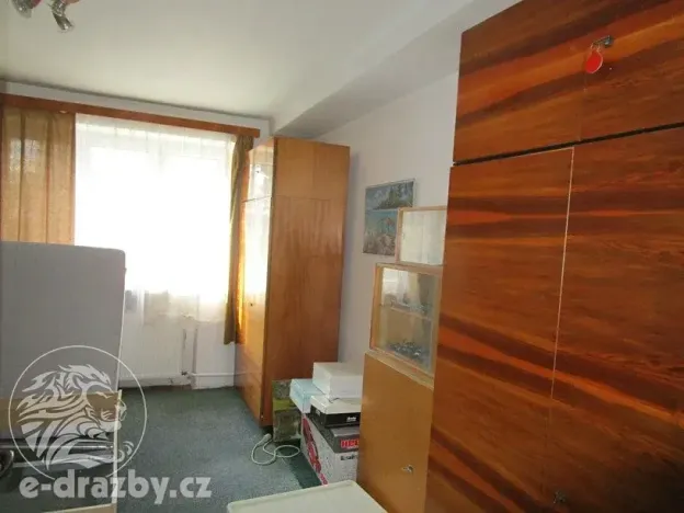 Dražba vícegeneračního domu, Praha - Letňany, Vamberská, 246 m2