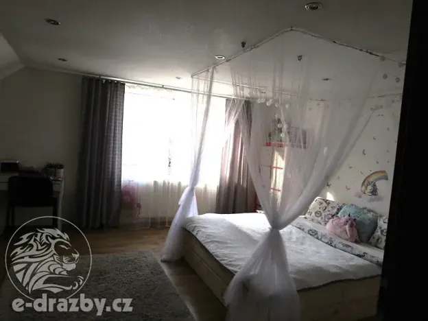 Dražba vícegeneračního domu, Praha - Letňany, Vamberská, 246 m2