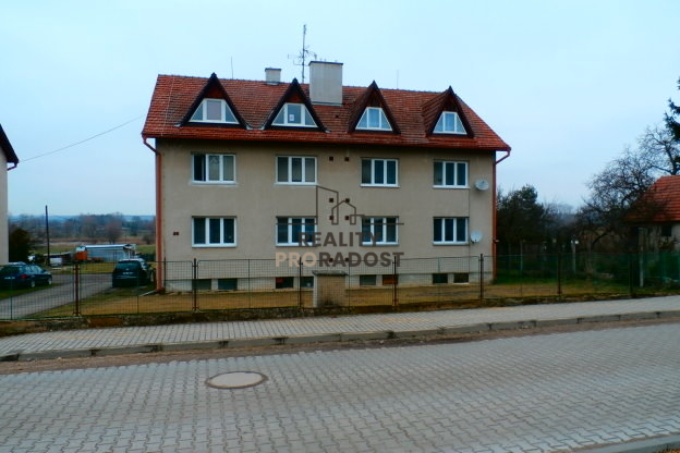 Prodej bytu 3+1, Božice, 74 m2