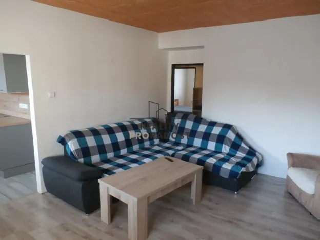 Prodej bytu 3+1, Božice, 74 m2