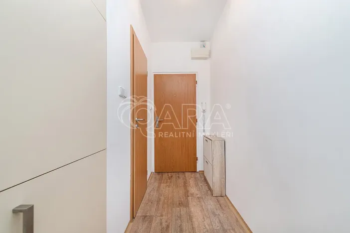 Pronájem bytu 1+1, Liberec - Liberec III-Jeřáb, Vaňurova, 37 m2