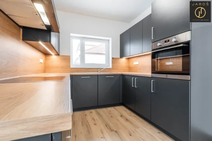 Prodej rodinného domu, Velvary, Svatojiřská, 93 m2