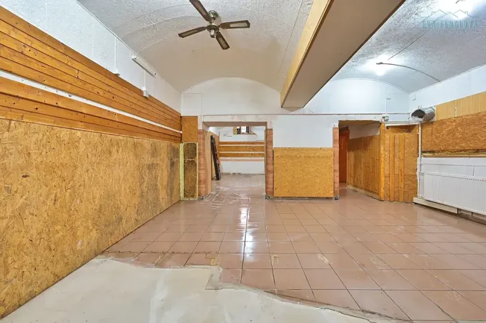 Prodej obchodního prostoru, Plzeň, Nerudova, 134 m2