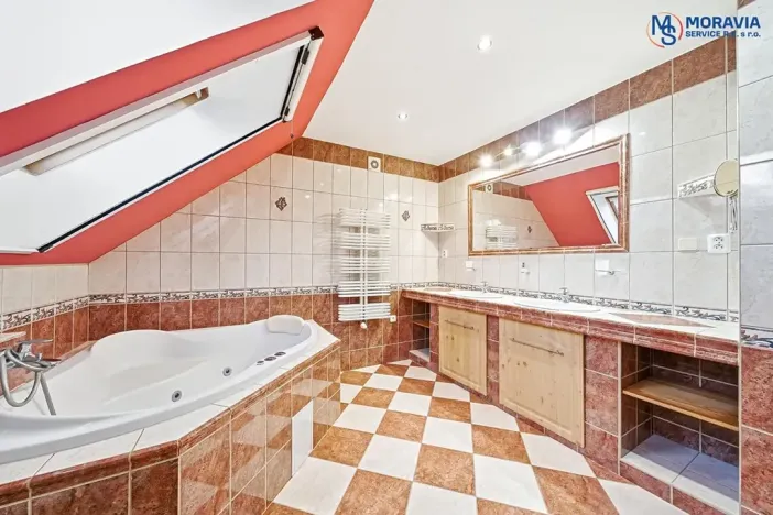 Pronájem rodinného domu, Olomouc, K hájence, 270 m2