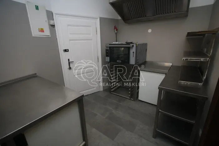 Pronájem obchodního prostoru, Praha, Kodaňská, 46 m2