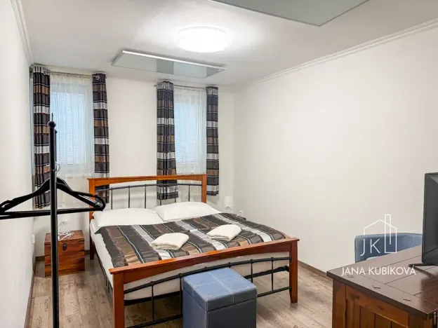 Pronájem ubytování, Valtice, Josefská, 251 m2