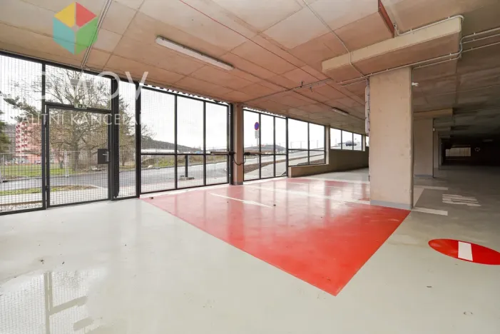 Prodej garážového stání, Beroun - Beroun-Město, Nepilova, 12 m2