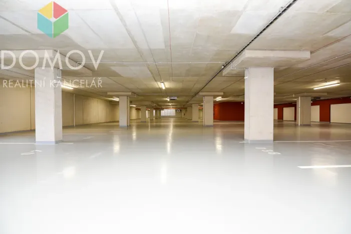 Prodej garážového stání, Beroun - Beroun-Město, Nepilova, 12 m2