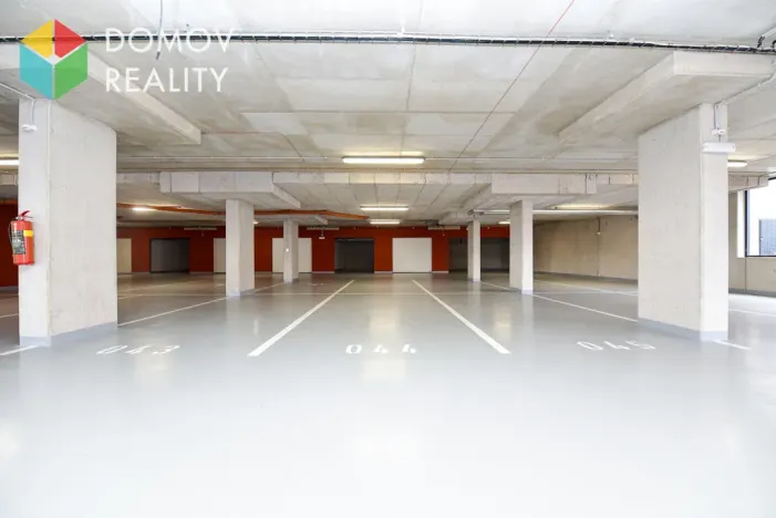 Prodej garážového stání, Beroun - Beroun-Město, Nepilova, 12 m2