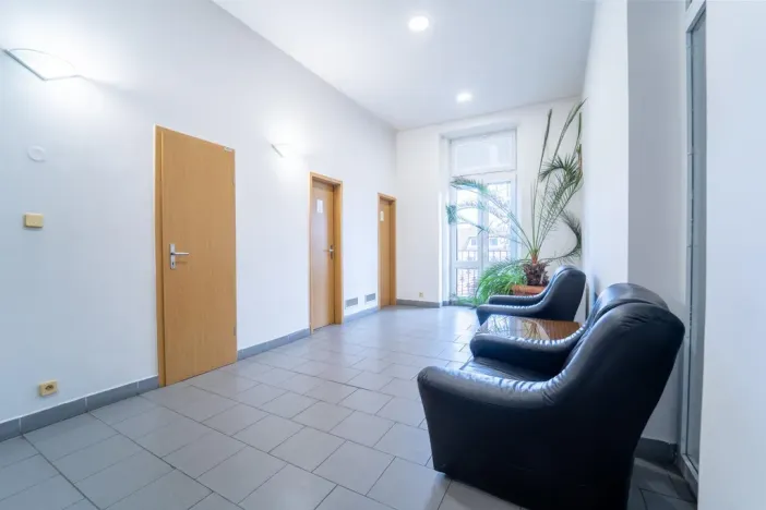 Pronájem kanceláře, Kolín - Kolín III, Legerova, 92 m2