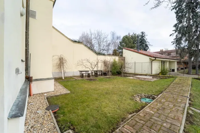 Pronájem kanceláře, Kolín - Kolín III, Legerova, 92 m2