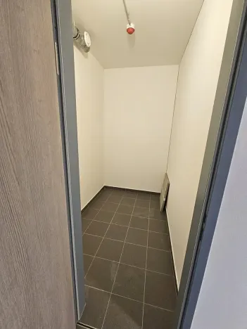 Pronájem bytu 1+kk, Praha - Hloubětín, Poděbradská, 34 m2