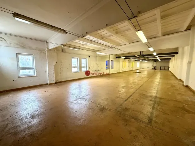 Pronájem výrobních prostor, Pelhřimov, Křemešnická, 530 m2