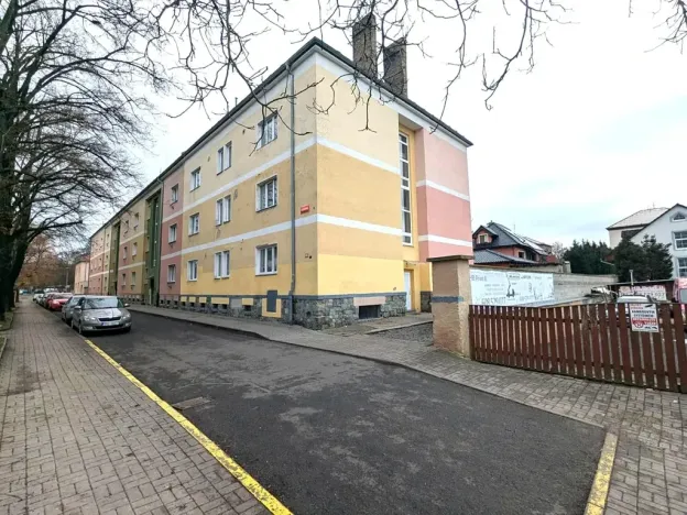 Pronájem bytu 1+kk, Louny, Palackého, 37 m2