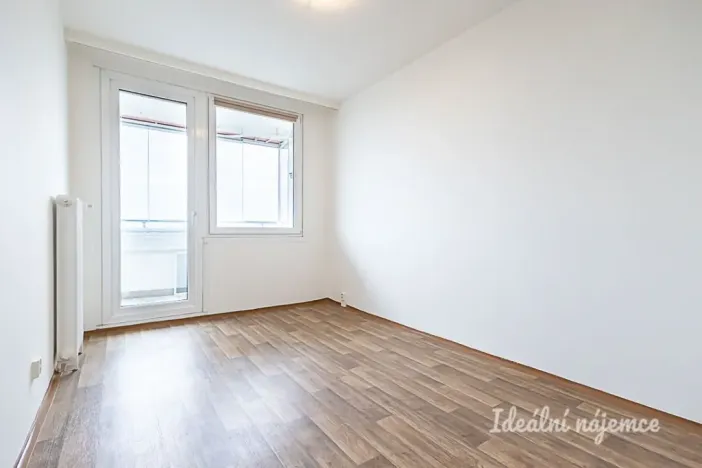 Pronájem bytu 3+1, Praha - Prosek, Vysočanská, 74 m2