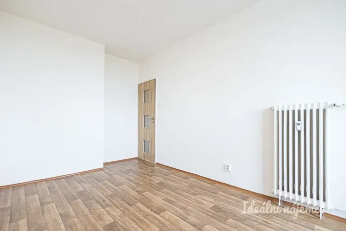 Pronájem bytu 3+1, Praha - Prosek, Vysočanská, 74 m2