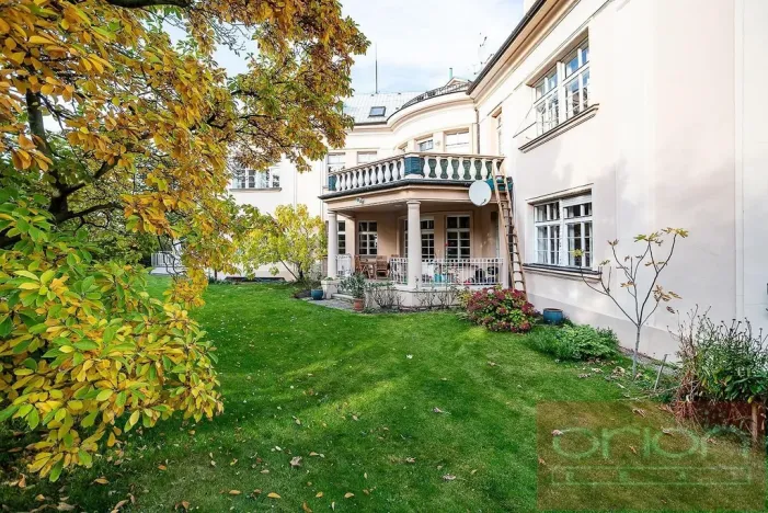 Pronájem bytu 6+kk a větší, Praha - Střešovice, Slunná, 274 m2