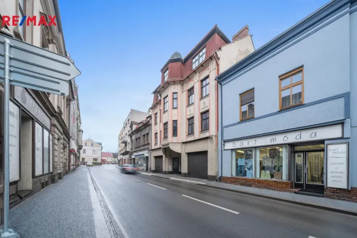 Pronájem bytu 2+kk, Hronov, T. G. Masaryka, 52 m2