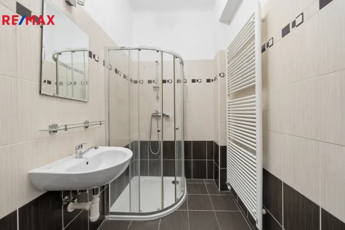 Prodej činžovního domu, Hronov, T. G. Masaryka, 620 m2