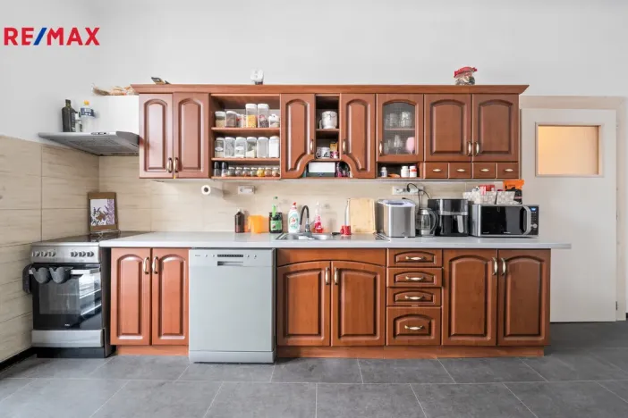 Prodej činžovního domu, Hronov, T. G. Masaryka, 620 m2