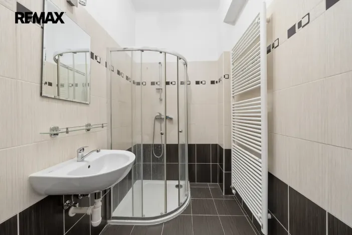 Prodej činžovního domu, Hronov, T. G. Masaryka, 620 m2