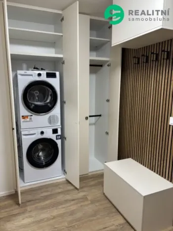 Pronájem bytu 2+kk, Olomouc - Slavonín, Loudova, 56 m2