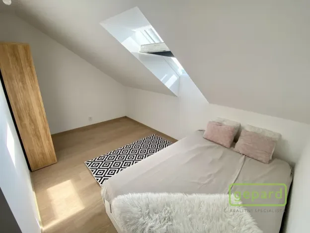 Pronájem bytu 3+kk, Chýně, Uherova, 68 m2