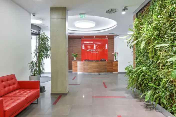 Pronájem kanceláře, Praha - Karlín, Thámova, 396 m2