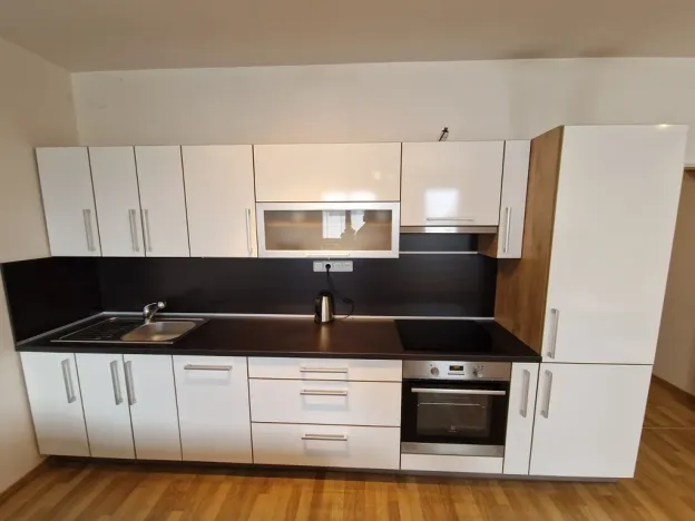 Pronájem bytu 1+kk, Ostrava - Moravská Ostrava, Jantarová, 37 m2