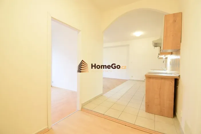 Pronájem bytu 2+kk, Praha - Nusle, Lounských, 55 m2