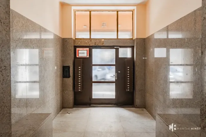 Pronájem bytu 1+kk, Praha - Vinohrady, Hradecká, 26 m2