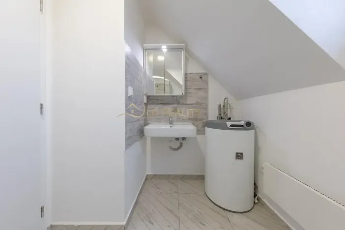 Prodej bytu 2+kk, Olomouc, Husitská, 60 m2