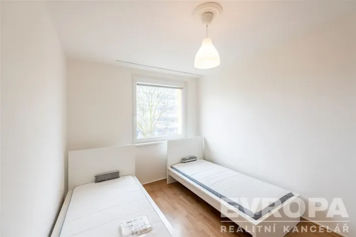 Pronájem bytu 3+1, Praha - Hlubočepy, Voskovcova, 77 m2