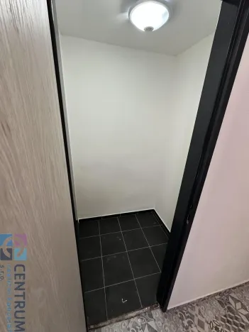 Pronájem bytu 1+kk, Jablonec nad Nisou, U Jeslí, 29 m2